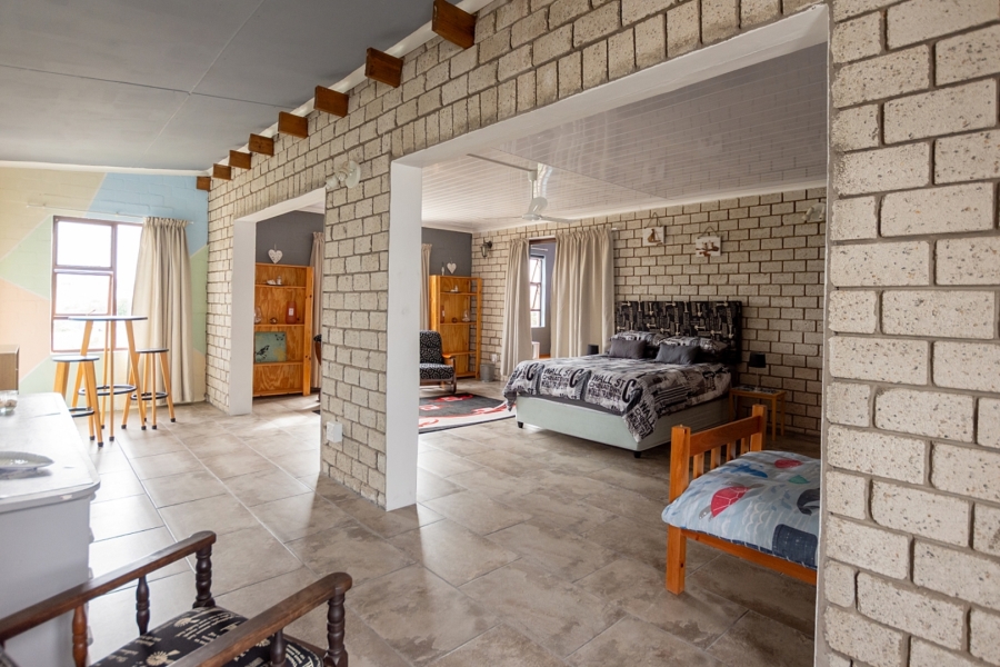 5 Bedroom Property for Sale in Britannia Bay Western Cape